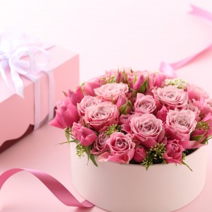 gift with rose